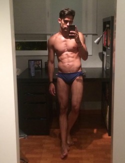 vinemales:  Hottie from Spain vinemales.com // Over 60.000 followers // Hot naked gay vines