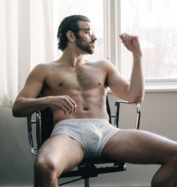 hotfamousmen:  Nyle DiMarco