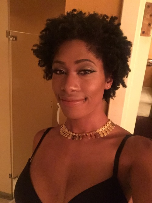 sepiadreamer: Tonight I’m wearing my natural hair out at work for the first time EVER. No exte
