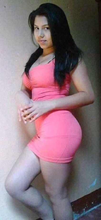 Sexy Girls In Tight Jeans