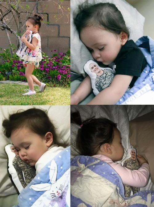 awwww-cute:  When you miss your dad so much but he can’t be here so you bring what you have of him around everywhere you go instead (Source: https://ift.tt/2qn6FZd)