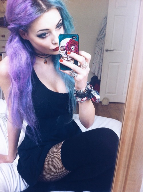 jadechxntelle:  today is going to be a good day and if it isn’t i will pee in everyones juice 