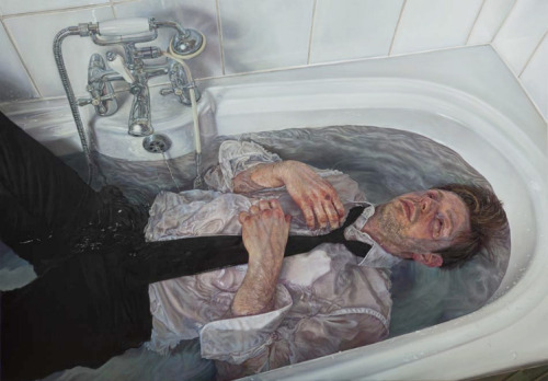 euo: Ian Cumberland is a photorealistic painter who creates vast, dappled honest portraits.