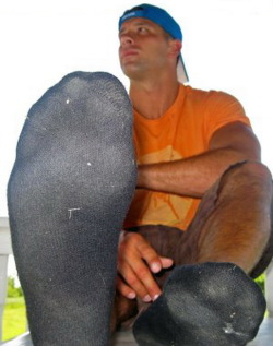 sensitivegayfeet:  Meet A Hunk Near You