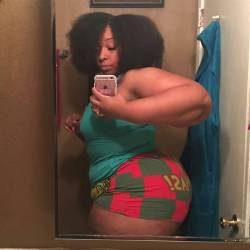 xlendowments:  #wagonwednesday  @msdollfacedolly 🍑  SUBMIT via DM📥 #wagonwednesday #hipsdntlieWCW #WCE #teambigbooty #teamthick #allnatural #thickness  #bigFine #bbwappreciation #bbwgram #allnatural #bodyconfidence #bodypositive #ThickGirlsRock