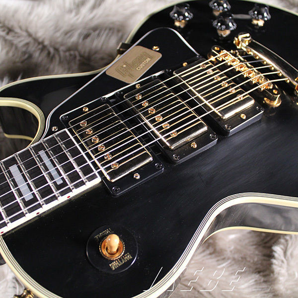 guitarlust:  Gibson VOS 1957 Les Paul Custom reissue.