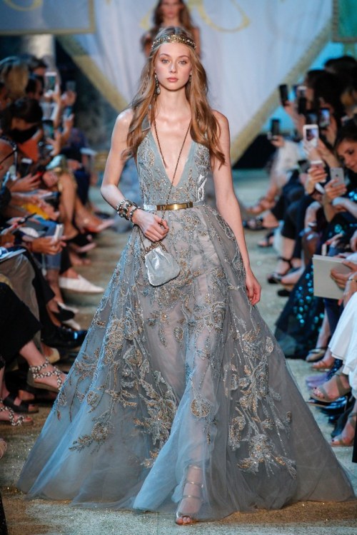 fashionettebrunette:Elie Saab Fall 2017 Couture