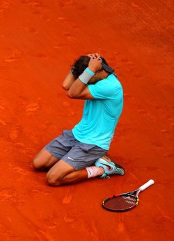  Rafael Nadal defeated Novak Djokovic 3-6, 7-5, 6-2, 6-4, to claim Roland Garros 2014 title, his 9th French open ! 