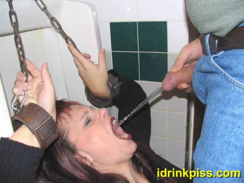 XXX pissdom:  http://pissdom.tumblr.com/ photo