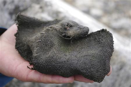 gwebarchaeology:  A pre-Viking woolen tunic found beside a thawing glacier in south Norway shows how