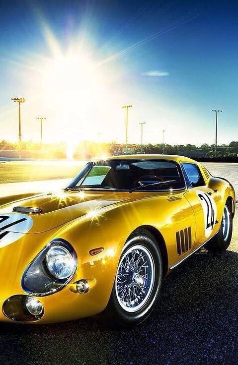 gentlemansessentials:  250 GTO    Gentleman’s Essentials