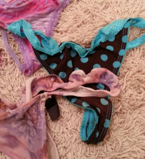 sexycaitlingirl:  i-know-it-is:  Caitlin …  I love all of these
