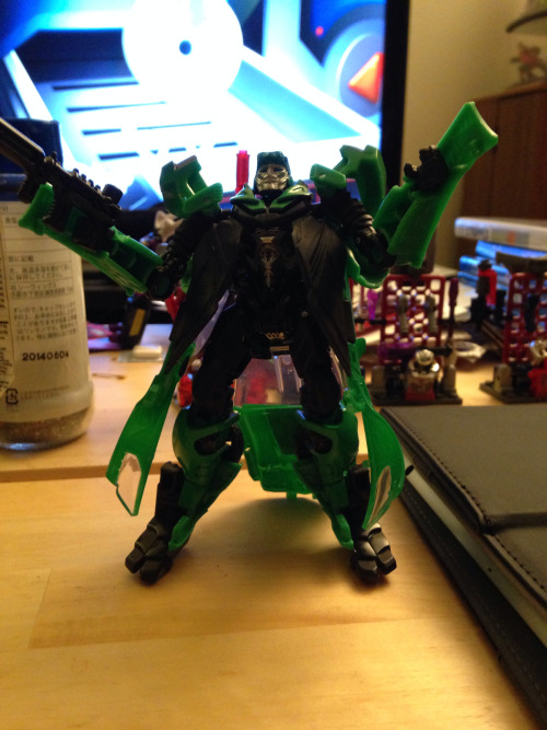 THE WORK RELATED FIXING OF STUFF IS OVER!!!!!! So I got this guy to celebrate :3