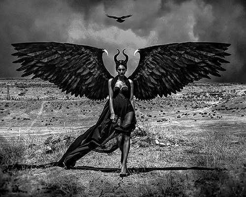 whitesoulblackheart:Maleficent Series by George Van De Kamp Photography ©(Please