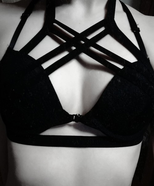 cay-rheea: Shhh