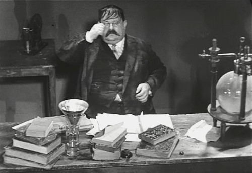 Fat actors in French movies in the early 20th century.Jean Temerson & Leon LaviveJean Temerson (