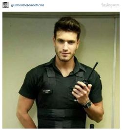 Morningcupofaboveaveragejoe:  Meet Guilherme Leão. He’s 22 And Works As A Subway