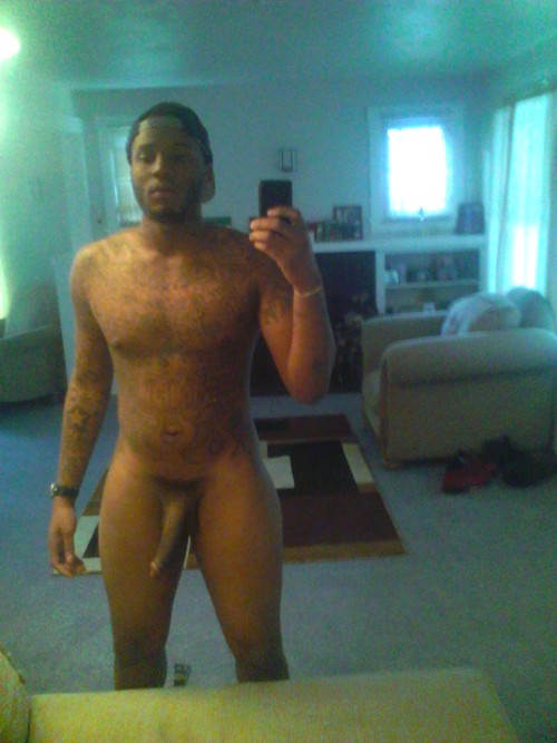 therealhoodfreak:  Drew….. Submit all pics & vids 2 my Kik: Hoodfreak