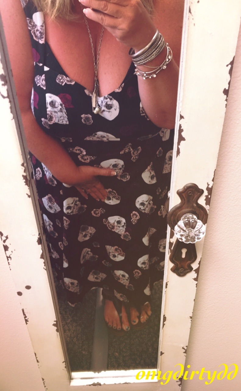 omgdirtydd:  It just happens to be Tuesday, so…💋💛