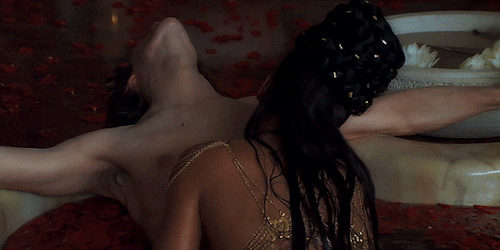 neillblomkamp:Queen of the Damned (2002) Directed by Michael Rymer