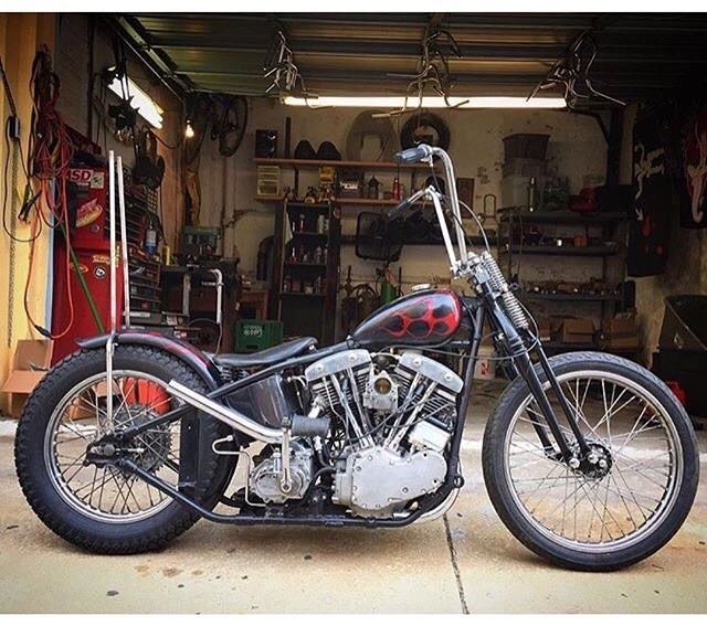lowbrowcustoms:  Check out the beauty built by: @jessejambox 📷: @socalchops #harleydavidson