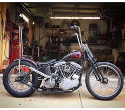 lowbrowcustoms:  Check out the beauty built