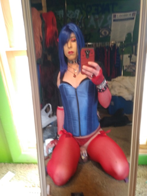 andyscarlett:Like a good gurl. Tell me now how sexy i am. Kisses. Miss Andi Ann Just Luv Her Look.!!