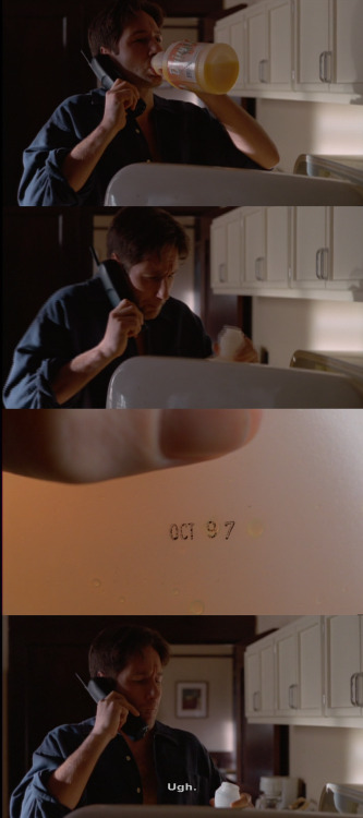 mulder-senpai:  The older this show gets the funnier this becomes