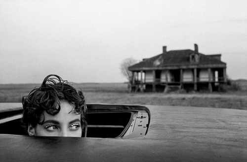 Christy Turlington by Arthur Elgort, 1990 (via)