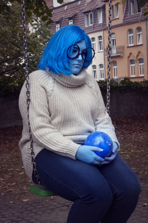 5qui99l3:  more pictures of my Sadness cosplay! we had a lot of plans but only got to take photos with this swing before it started to rain. that was a little depressing. photographers: SeSe (1, 3) and @memorialcosplay (2). (3 edited by SeSe, the others
