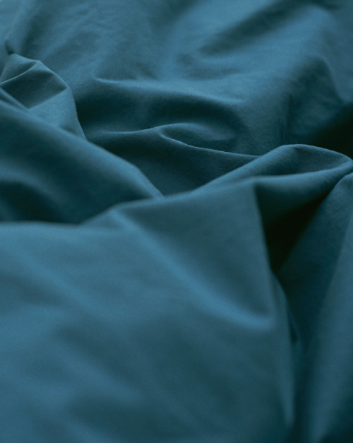 yimmyayo:  Tekla Fabrics by Charlie Hedin Photo by Philip Messmann 