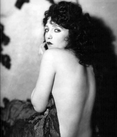 XXX Bebe Daniels photo