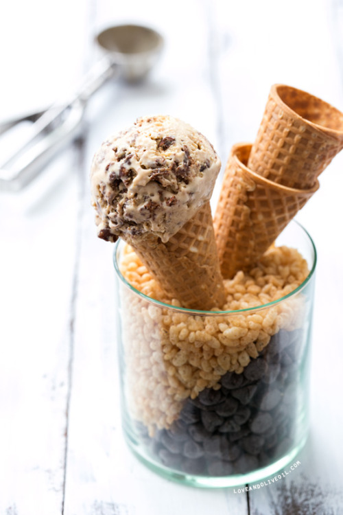 wehavethemunchies:  Chocolate Peanut Butter Crunch Ice Cream