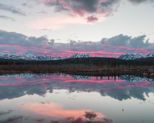 (via Incredible sunset, somewhere along the Alaska Highway [OC] [4572x3577] : EarthPorn)