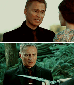 wicked-chocolatine:M. Gold in 6x04 « Strange Case ».