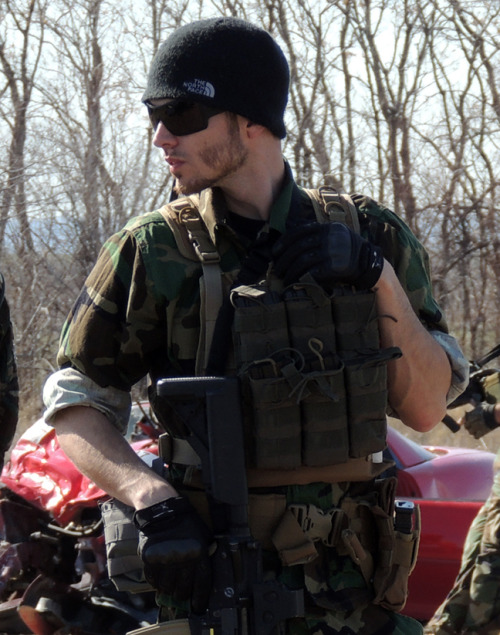 motox-ch: ridiculous photogenic airsoft player