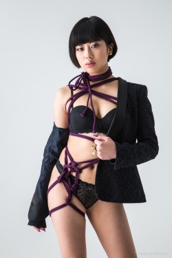 hajimekinoko:Shibari of the fashion  Photo&amp;Rope Hajime Kinoko Model Ayano