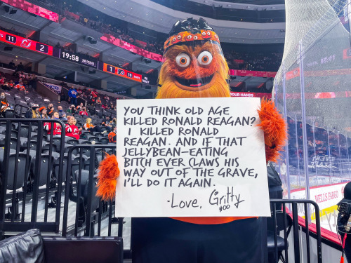 lookforanewangle:andybeckerman:Gritty’s