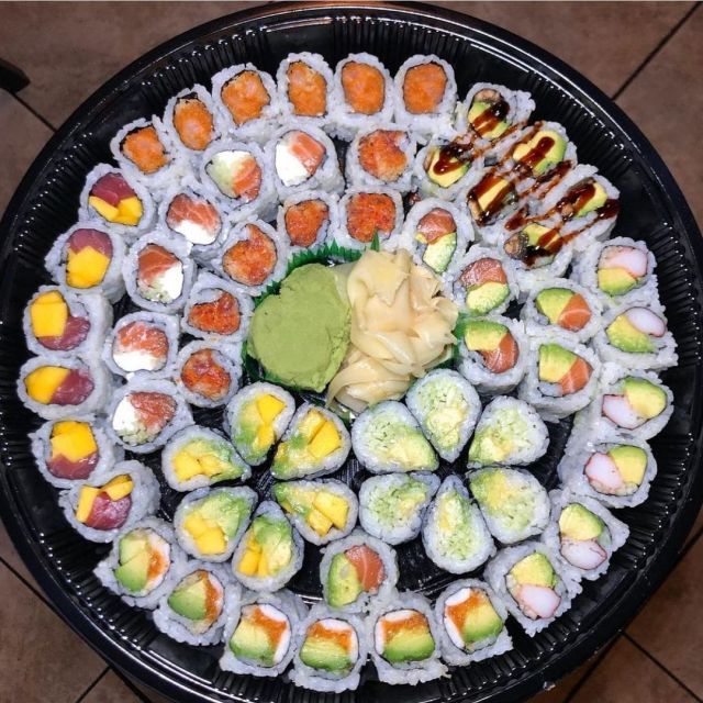😁😍🍣⠀ 📸 from Instagram:   @sushisushinyc⠀ ⠀ Follow @sushimode for more beautiful daily sushi! 👍🍴🍣⠀ ⠀ #SUSHIMODE#sushi#sushinight#sashimi#sushibar#sushilover#yum#dailyfoodfeed#foodpornshare#Repost