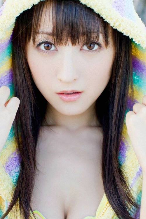  Ayaka Komatsu is a Japanese model, gravure idol and actress. She was born on July 23, 1986 in Ichin