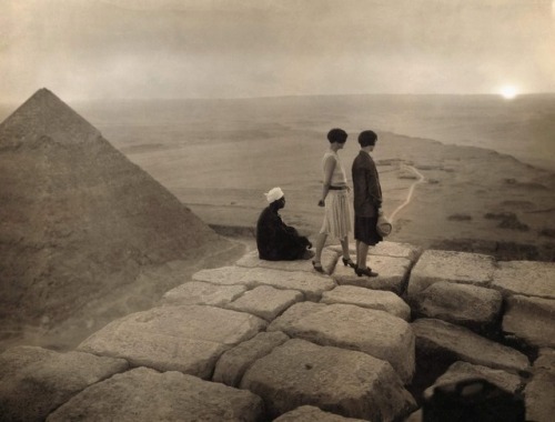British Tourists on top of the Khufu Pyramid, 1925via reddit