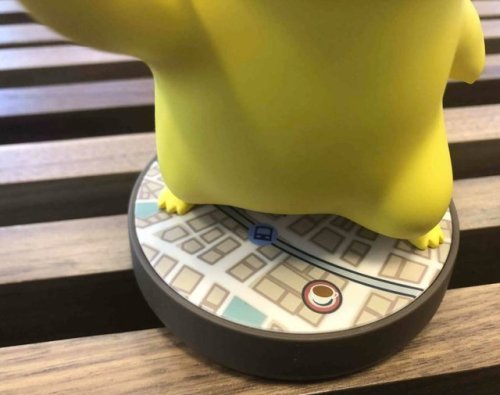 A Closer Look At The Detective Pikachu Amiibo