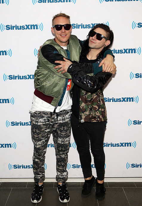 skrilltotheend:  imobsessedwithtoomanythings:  the-name-is-marti:  Well alright okay
