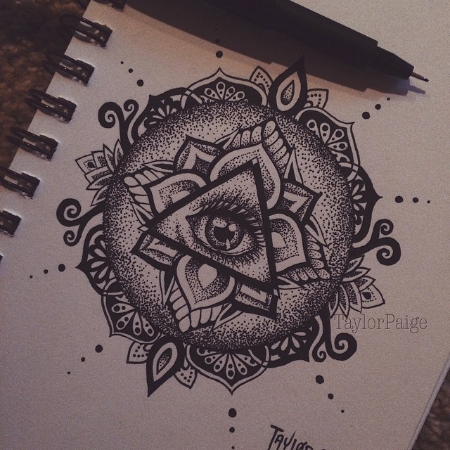 taylorr-moon:  This is probably one of my favorite dotwork drawings I’ve done so