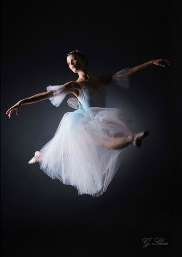 lordbyron44:  Ballerina  - Photo G. Shoes