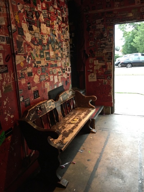 We&rsquo;re at one of our favorite venues, Dingbatz in Clifton tonight !