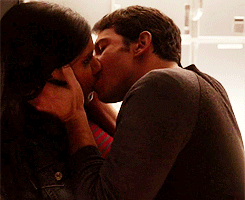gethlove:  donotdullthesparkleinyoureyes:  DAMN, THIS IS A KISS.   Forever ❤️ 
