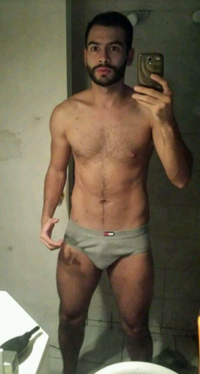 Porn photo chilenosdenorteasur:  gaychilenosdesnudos:Rodrigo