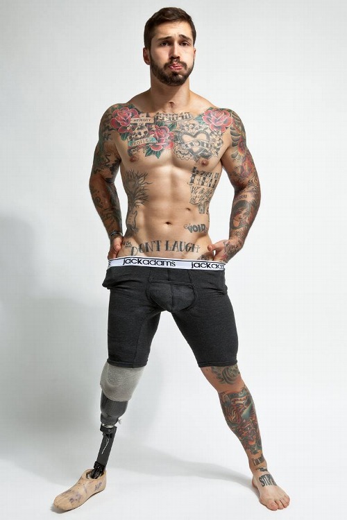 zepsternerd:  Alex Minsky   general announcement that i am in love with alex minsky.