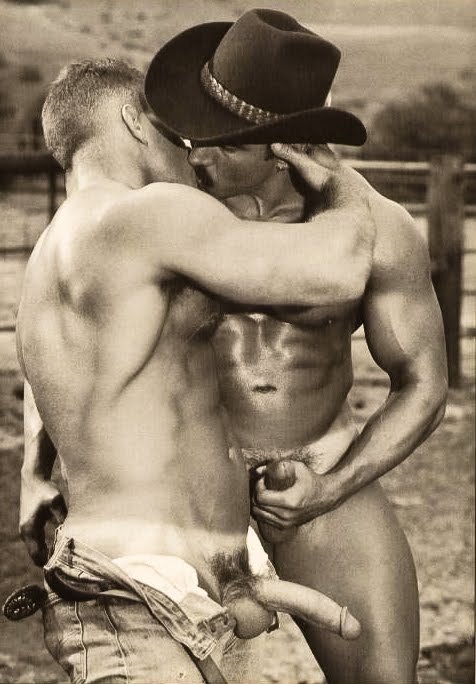 spitsroastintime:  http://spitsroastintime.tumblr.com 
